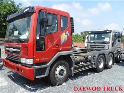 Đầu kéo Daewoo 2 cầu động cơ 420Ps - V3TVF